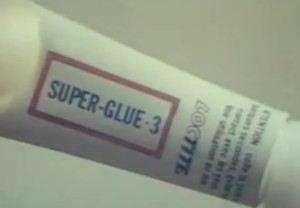 super glue packshot